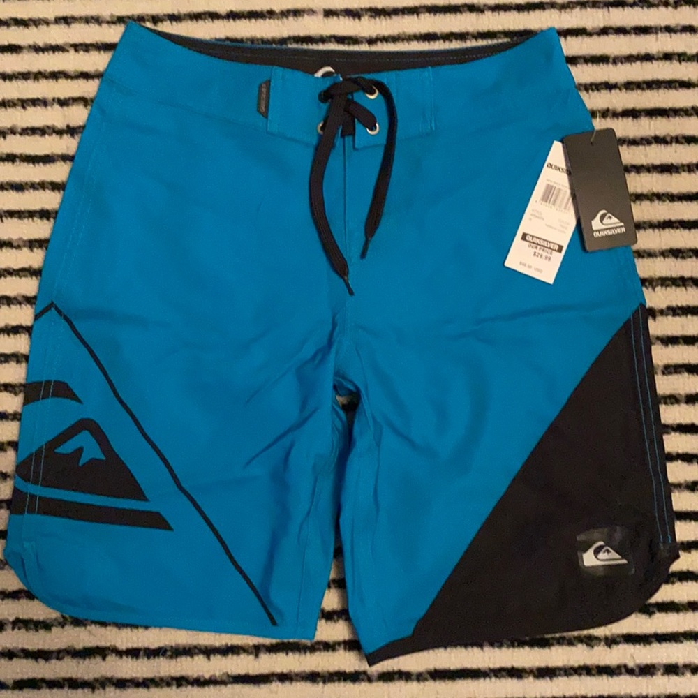 BNWT Quiksilver Boys board shorts blue black surf swim